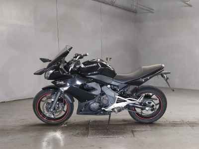 Kawasaki Ninja 400R 2011