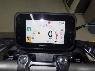 Honda CB650R E-Clutch 2024