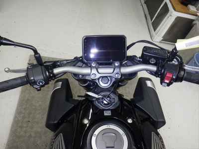 Honda CB650R E-Clutch 2024
