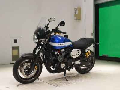 Yamaha XJR1300C 2015