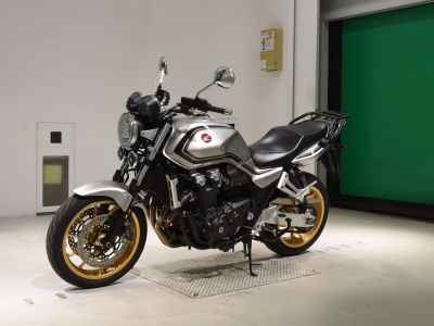 Honda CB1300SF 2022