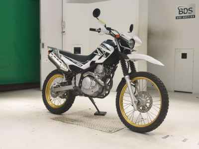 Yamaha XT250 Serow 2016