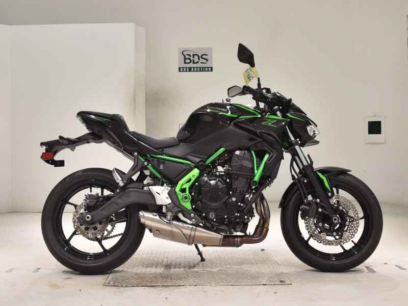 Kawasaki Z650 2025