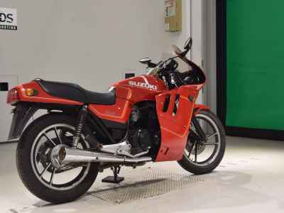 Suzuki GSX400E 2025