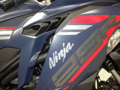 Kawasaki Ninja ZX-25R SE 2022