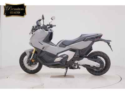 Honda X-Adv 750 2025
