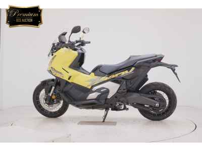 Honda X-Adv 750 2025