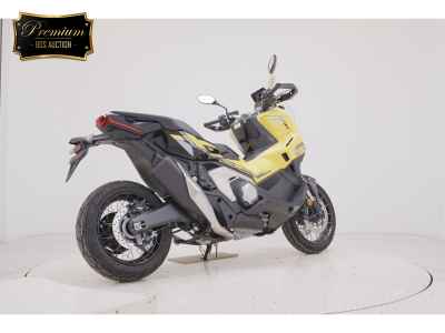 Honda X-Adv 750 2025