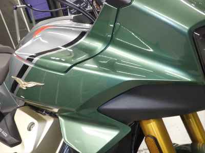 Moto Guzzi V100ﾏﾝﾃﾞｯﾛS 2025