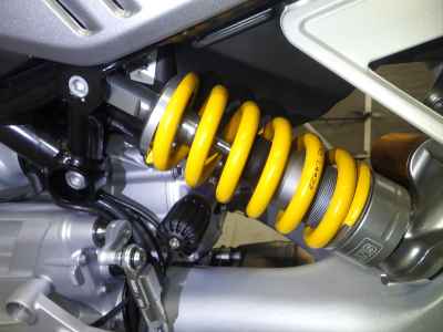 Moto Guzzi V100ﾏﾝﾃﾞｯﾛS 2025