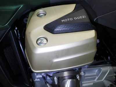 Moto Guzzi V100ﾏﾝﾃﾞｯﾛS 2025