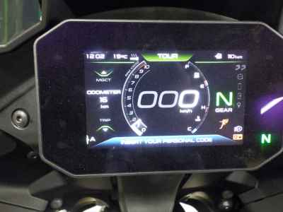 Moto Guzzi V100ﾏﾝﾃﾞｯﾛS 2025