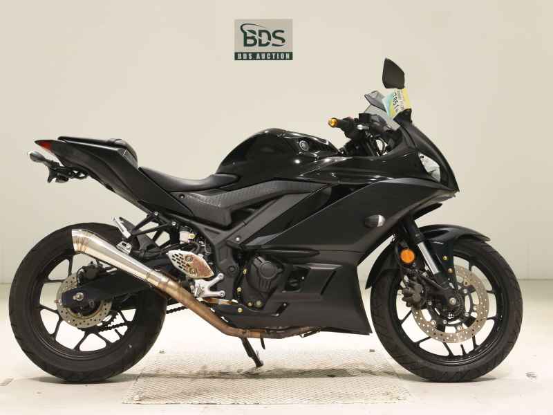Yamaha YZF-R25 2021