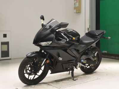 Yamaha YZF-R25 2021