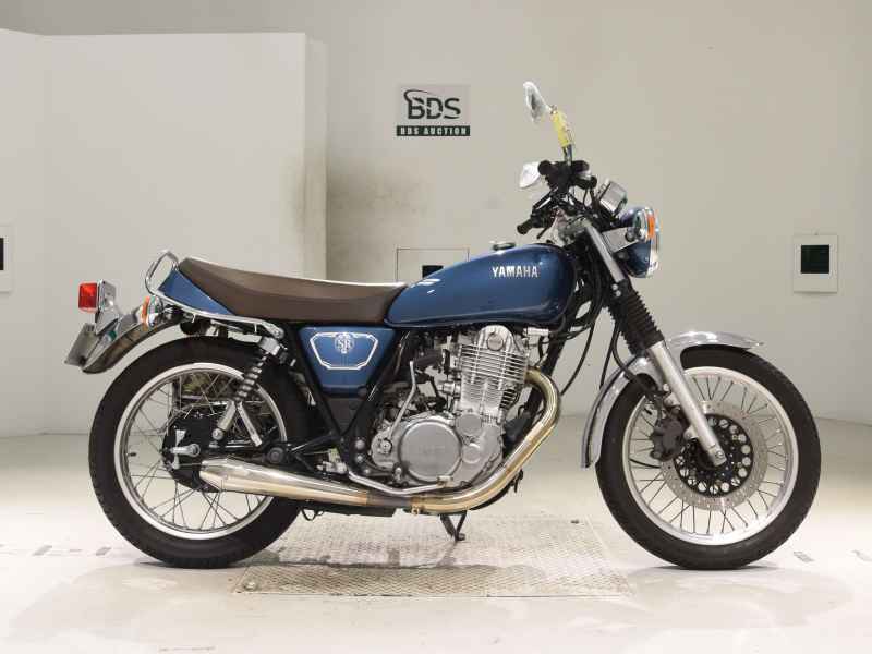 Yamaha SR400 2020
