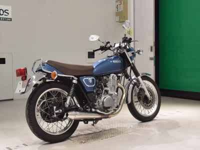 Yamaha SR400 2020