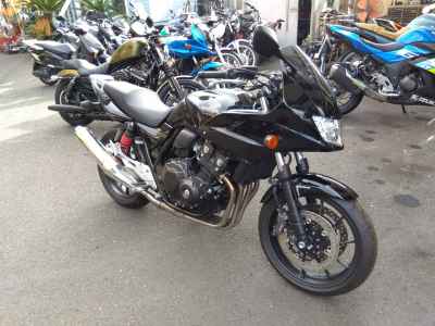 Honda CB400 Super Boldor 2020