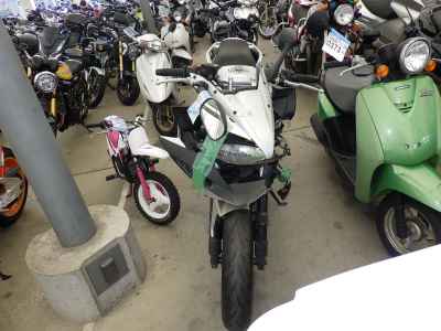 Yamaha FZ6 Fazer 2013