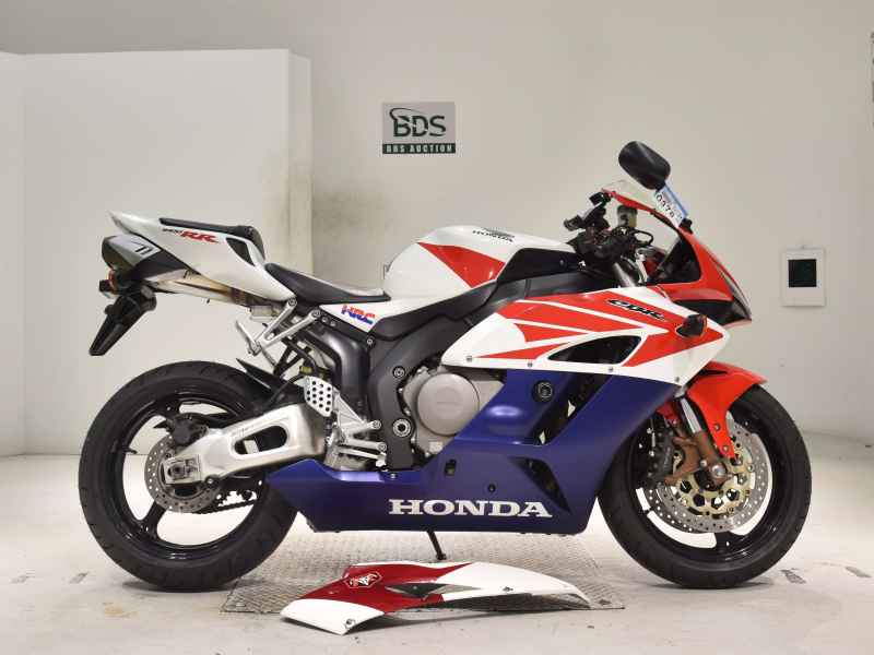 Honda CBR1000RR 2005