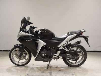 Honda CBR250R 2011