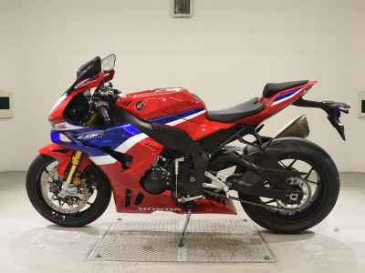 Honda CBR1000RR SP 2025