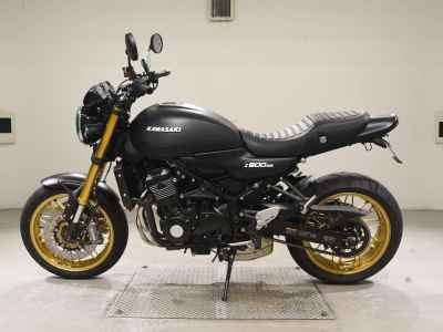 Kawasaki Z900RS 2025