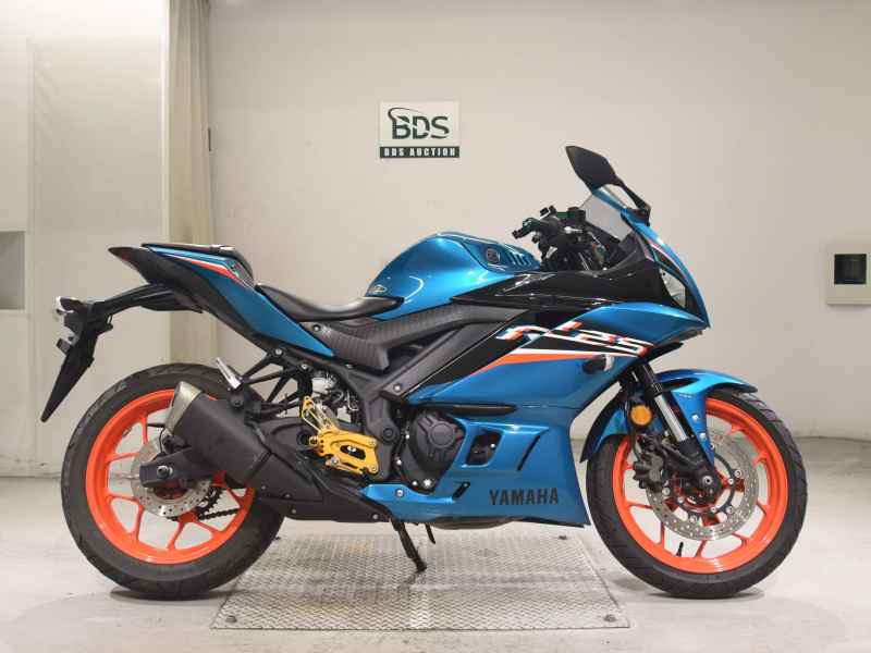 Yamaha YZF-R25 2021