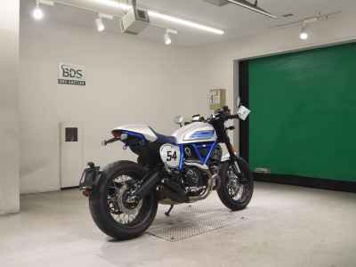 Ducati Scrambler Cafe Racer 2020