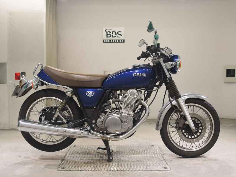 Yamaha SR400 2021