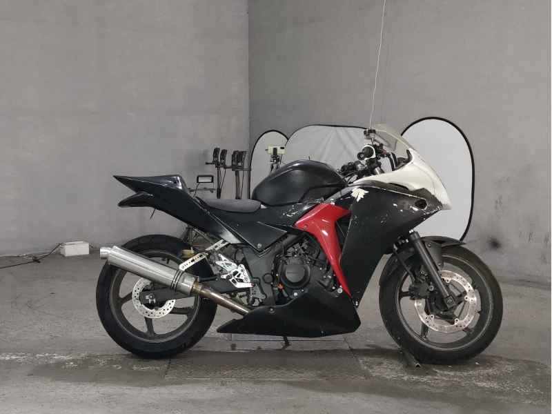Honda CBR250R 2013