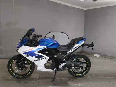 Suzuki Gixxer 250SF
