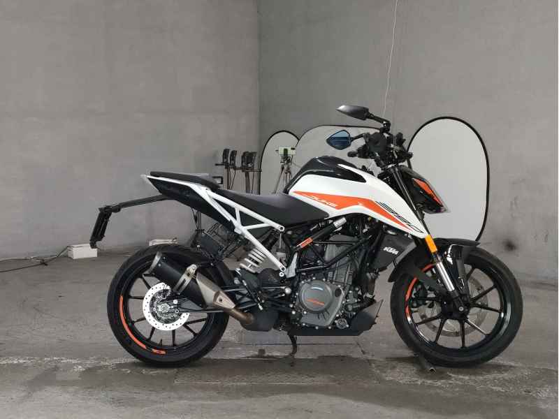 KTM 390 Duke 2022