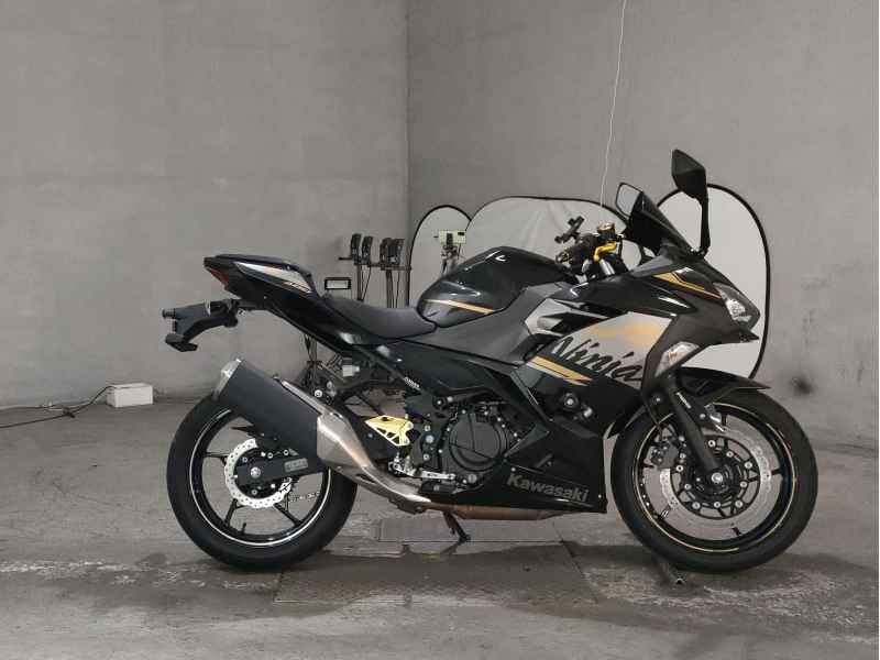 Kawasaki Ninja 400 2020