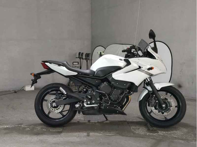 Yamaha XJ6 Diversion S 2013