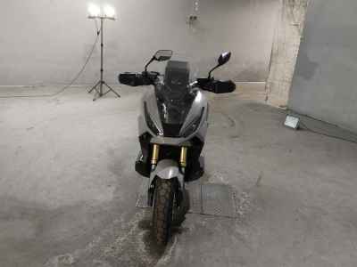 Honda X-Adv 750 2025