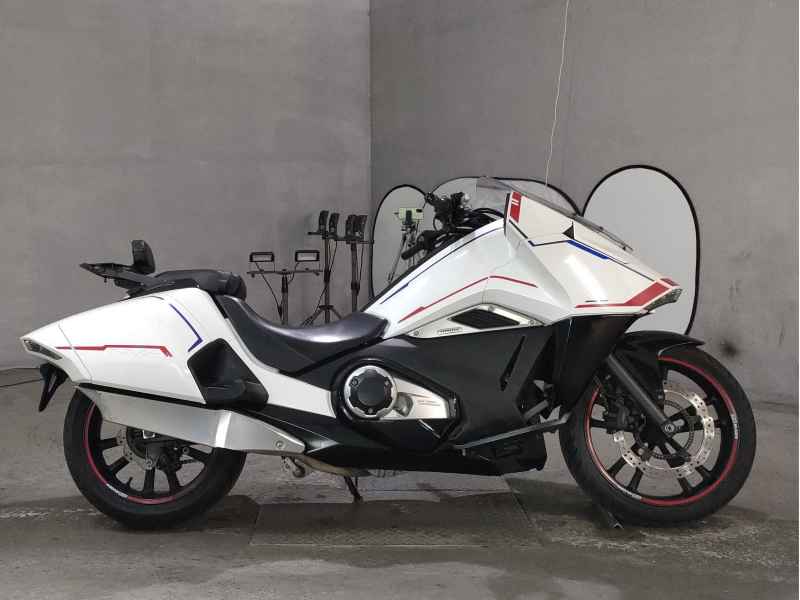 Honda NM4 Vultus 2014