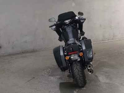 Harley-Davidson FXLRST1920 2024