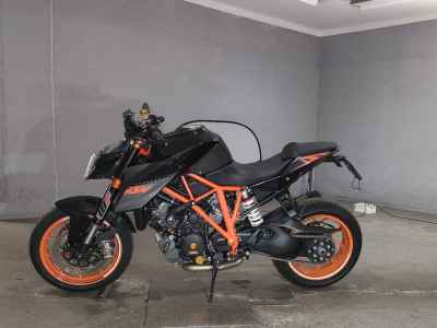 KTM 1290 Super Duke R 2015