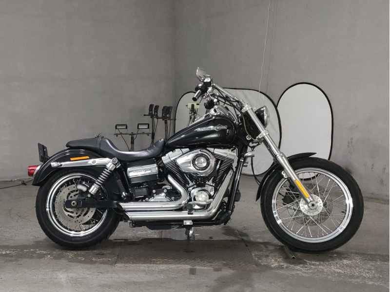 Harley-Davidson Super Glide FXDC1580 2013