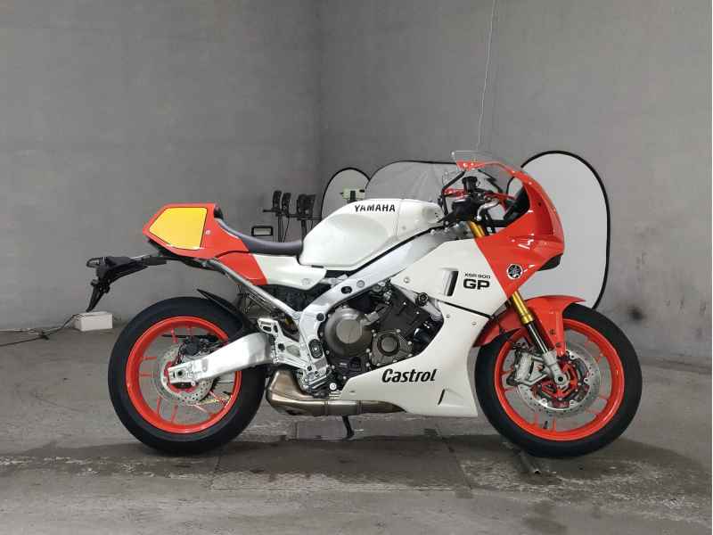 Yamaha XSR900 GP 2024
