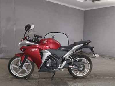 Honda CBR250R 2011