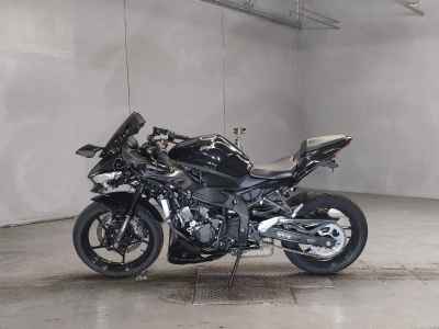 Kawasaki Ninja ZX-25R 2022