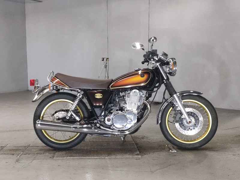 Yamaha SR400 2019