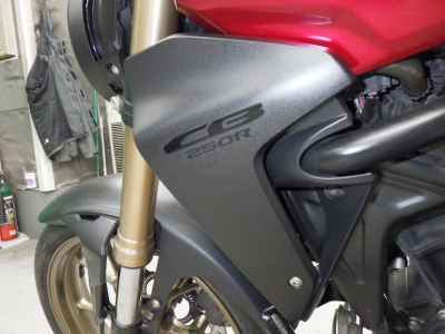 Honda CB250R 2019