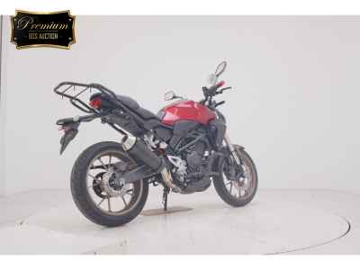 Honda CB250R 2019
