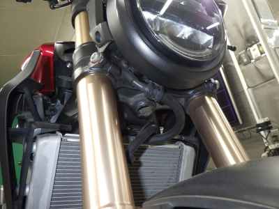 Honda CB250R 2019
