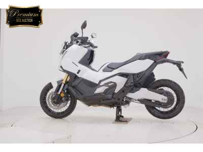 Honda X-Adv 750 2025