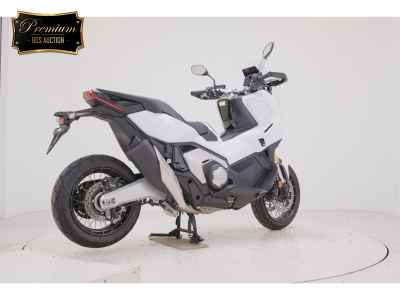 Honda X-Adv 750 2025