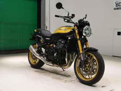 Kawasaki Z900RS SE 2023