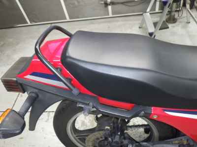 Kawasaki GPZ400 2025